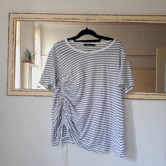 Sportsgirl Tops - Sportsgirl Striped Ruched basic Tee Size large